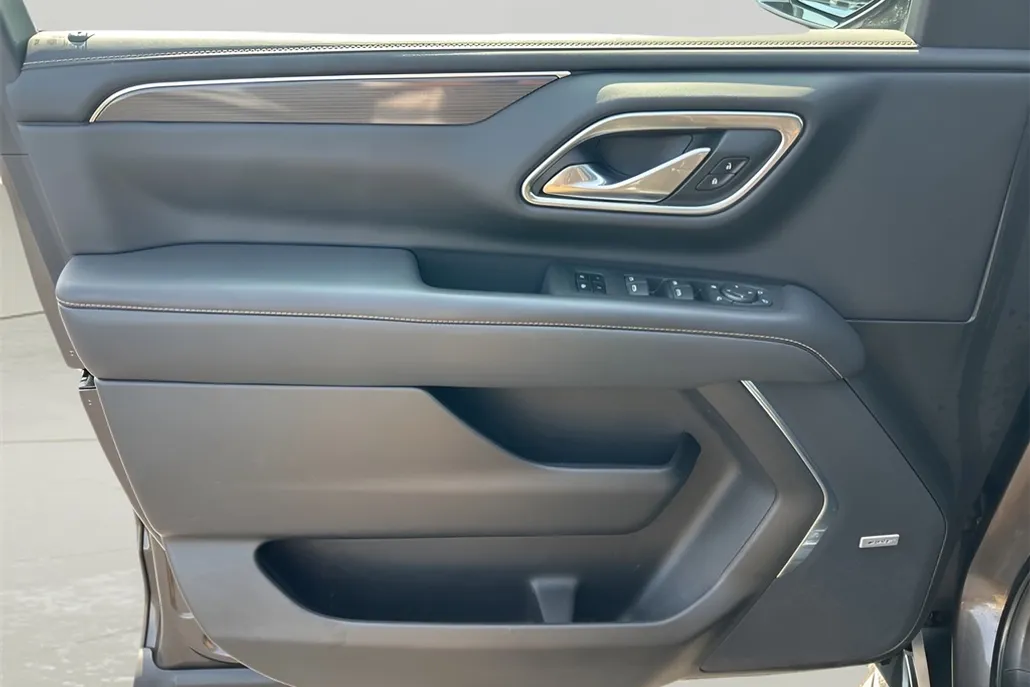 2021 Gmc Yukon XL AT4 photo 1