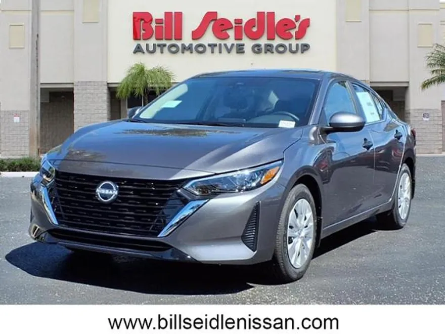 2025 Nissan Sentra S photo 1