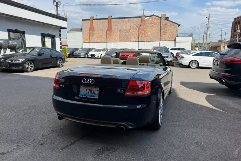 2009 Audi A4 Cabriolet Quattro photo 1