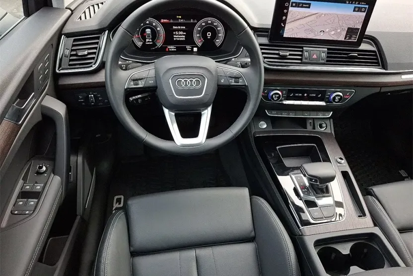 2025 Audi Q5 45 S line Premium Plus photo 1