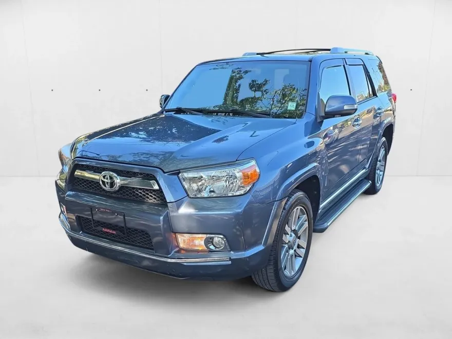 2013 Toyota 4Runner Limited photo 1