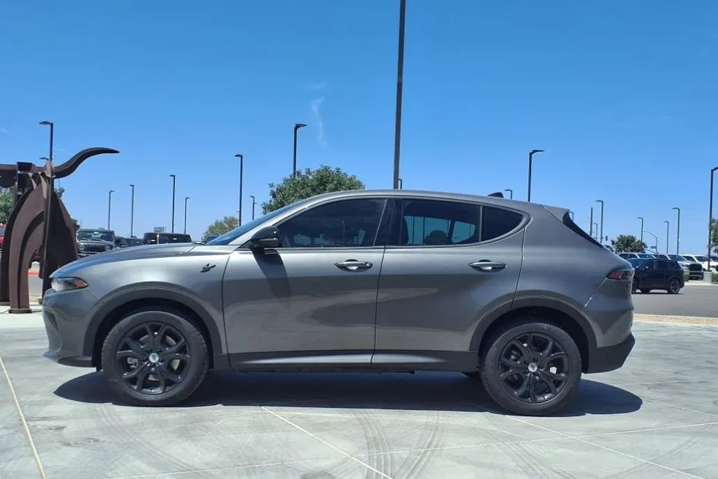 2025 Dodge Hornet GT photo 1