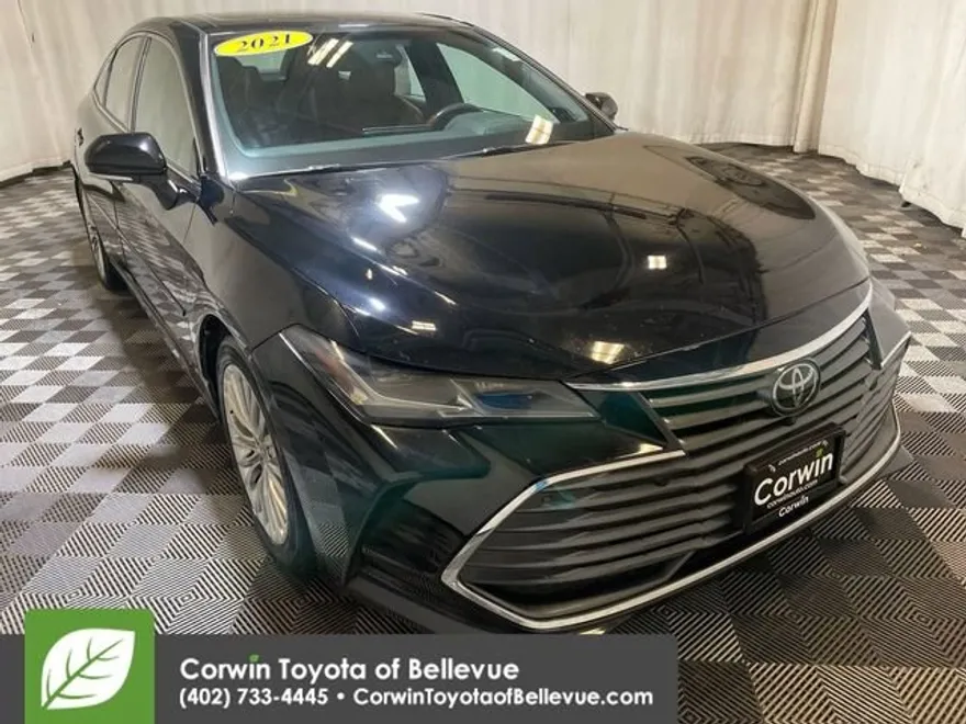 2021 Toyota Avalon Limited photo 1