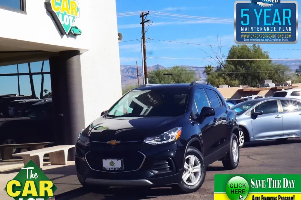 2022 Chevrolet Trax LT photo 1