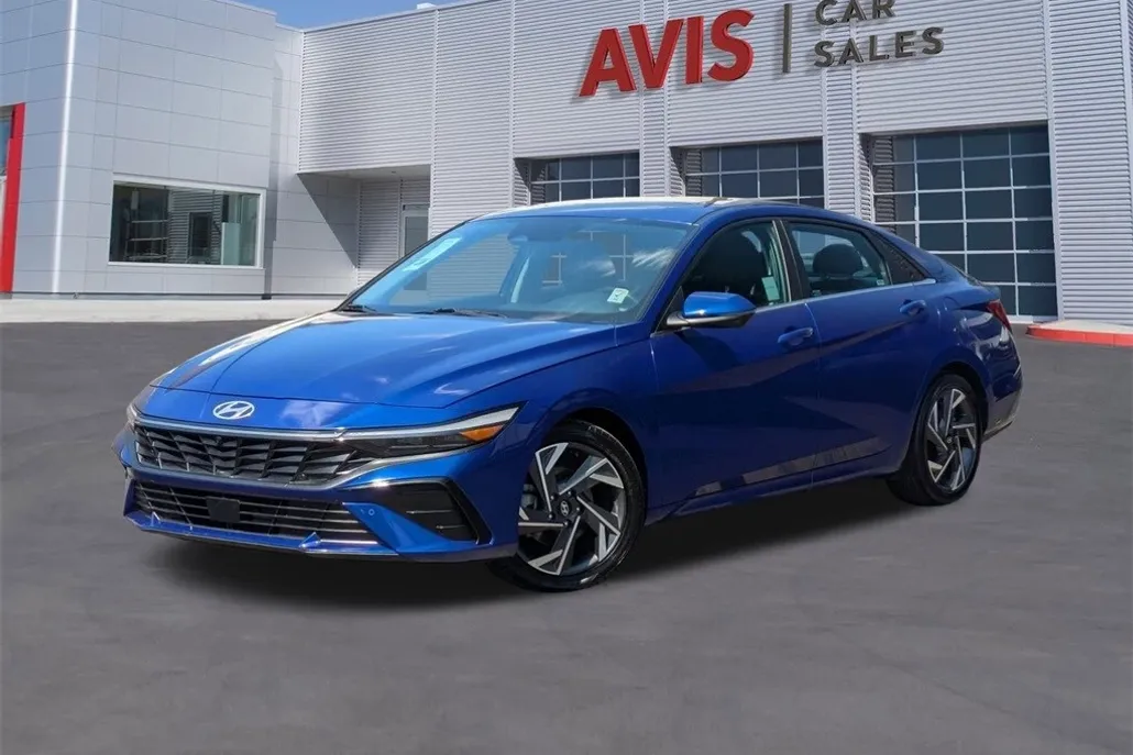 2024 Hyundai Elantra Limited photo 1