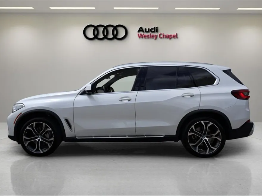 2022 Bmw X5 sDrive40i photo 1