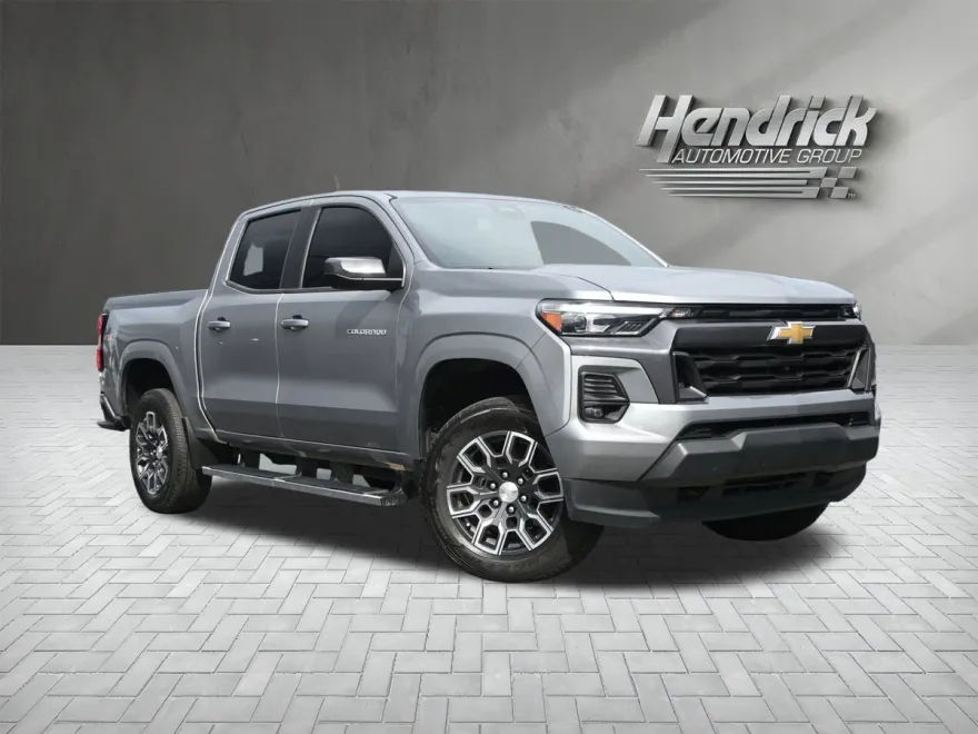 2023 Chevrolet Colorado LT photo 1