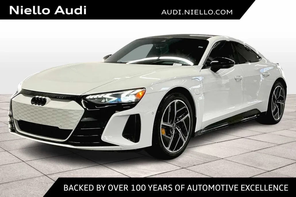 2023 Audi RS e-tron GT Base photo 1