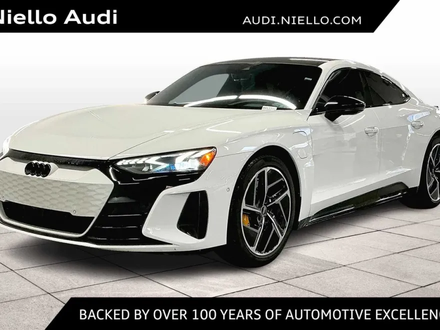 2023 Audi RS e-tron GT Base photo 1