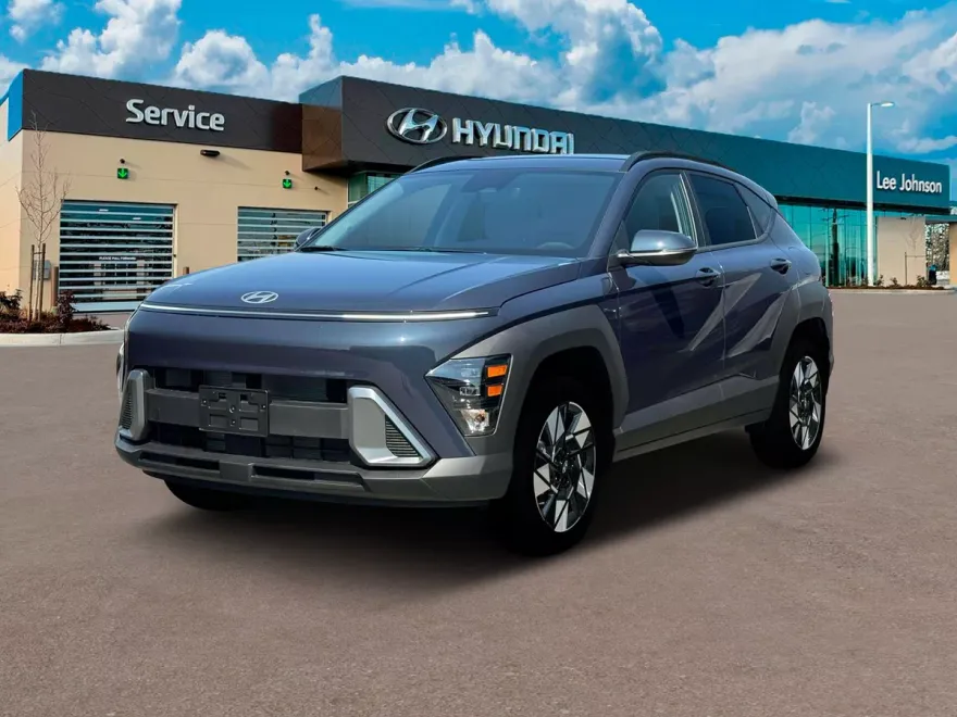 2025 Hyundai Kona SEL photo 1