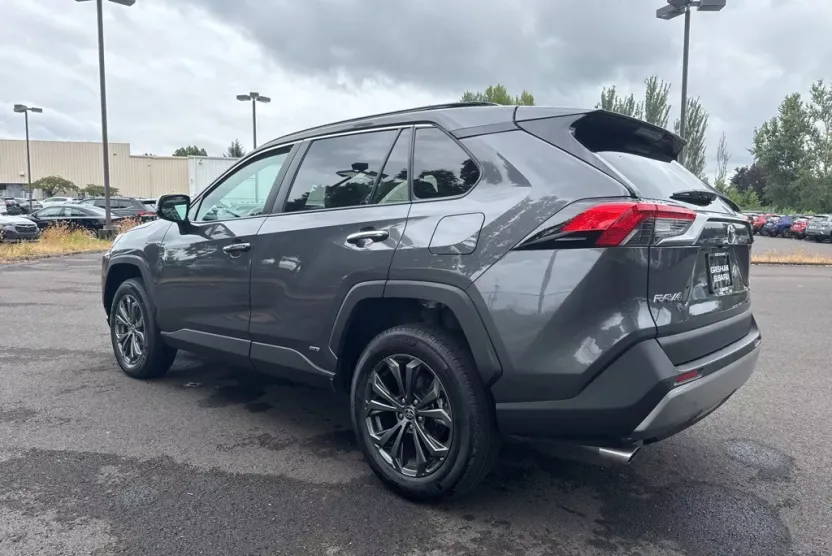 2023 Toyota RAV4 Hybrid Limited photo 1