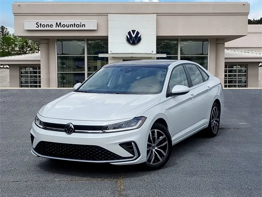 2025 Volkswagen Jetta SE photo 1