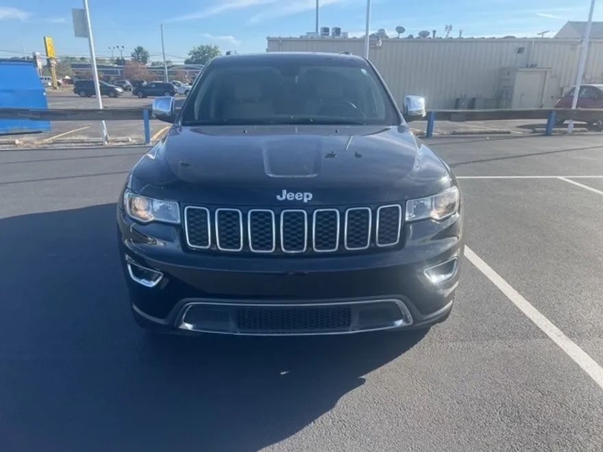 2017 Jeep Grand Cherokee Limited photo 1