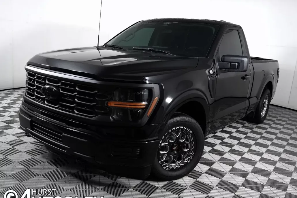 2025 Ford F-150 XL photo 1