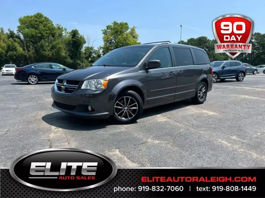 2016 Dodge Grand Caravan SXT photo 1