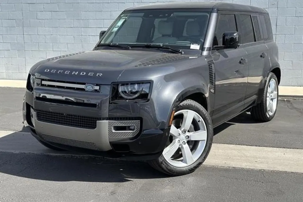 2025 Land Rover Range Rover Sport P400 Dynamic SE photo 16