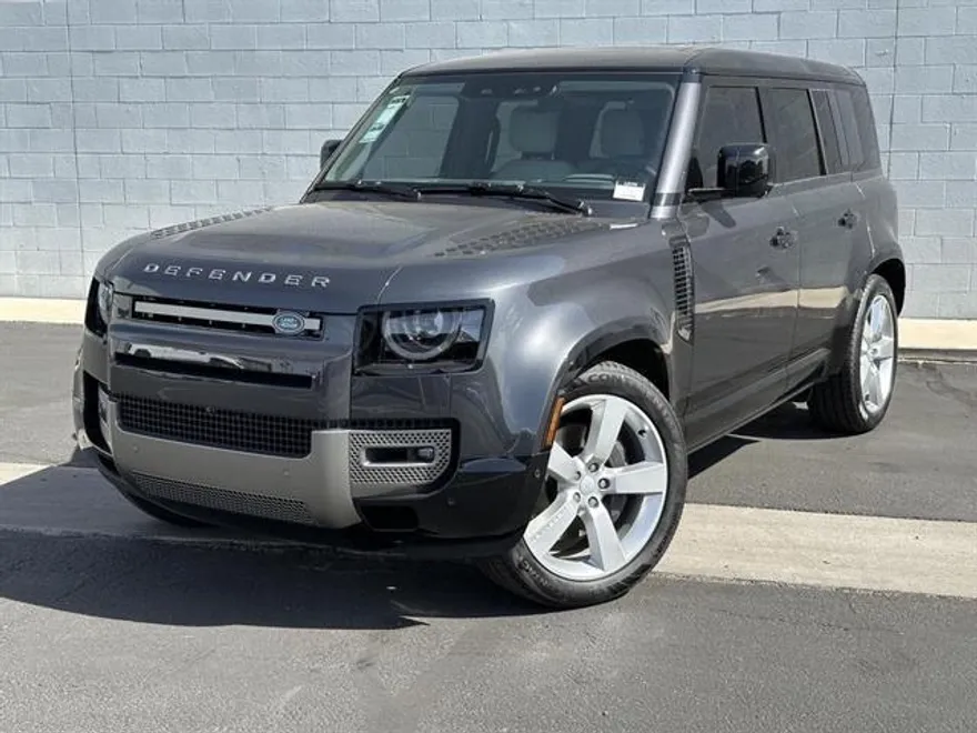 2025 Land Rover Range Rover Sport P400 Dynamic SE photo 16