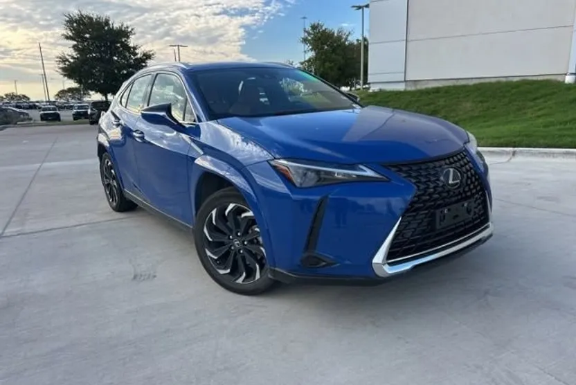 2024 Lexus UX 250h Premium photo 1