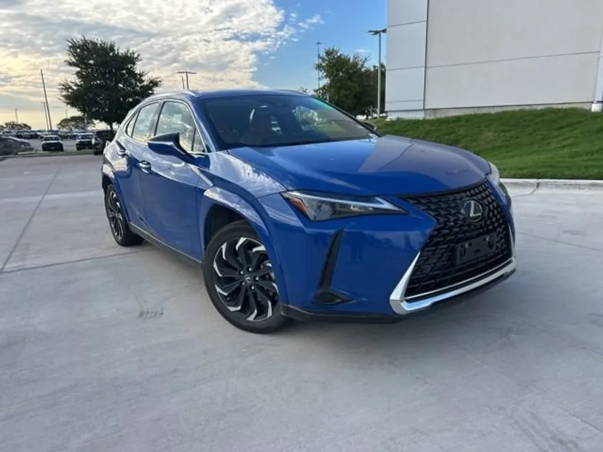 2024 Lexus UX 250h Premium photo 1