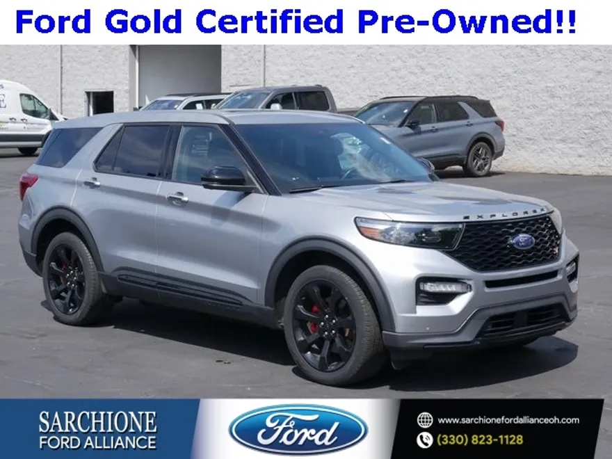 2022 Ford Explorer ST photo 1