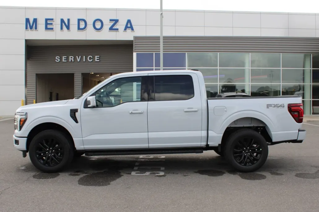2025 Ford F-150 Lariat photo 1