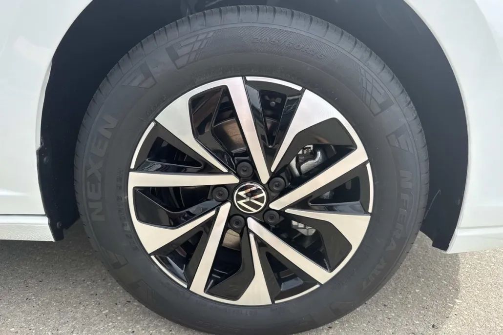 2026 Volkswagen Jetta 1.5T S photo 1