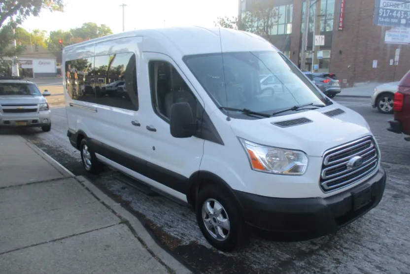 2019 Ford Transit XL photo 1