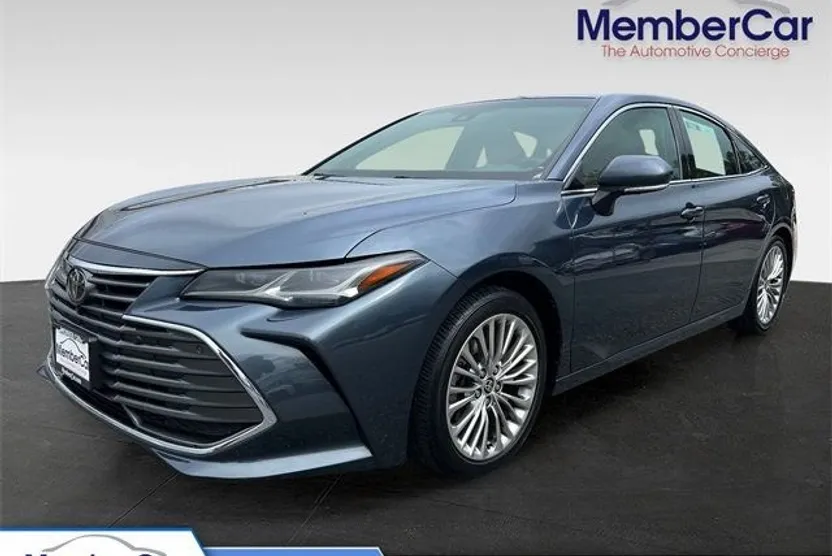 2021 Toyota Avalon Limited photo 1