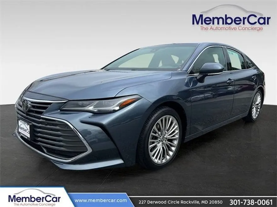 2021 Toyota Avalon Limited photo 1