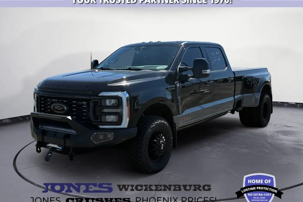2023 Ford F-350 Lariat photo 1