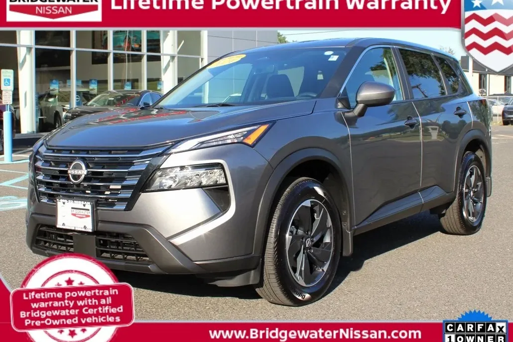 2024 Nissan Rogue SV AWD photo 1
