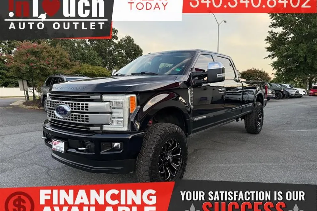 2017 Ford F-350 Platinum XLT Lariat King Ranch photo 1
