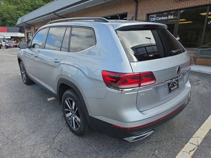 2022 Volkswagen Atlas SE photo 1