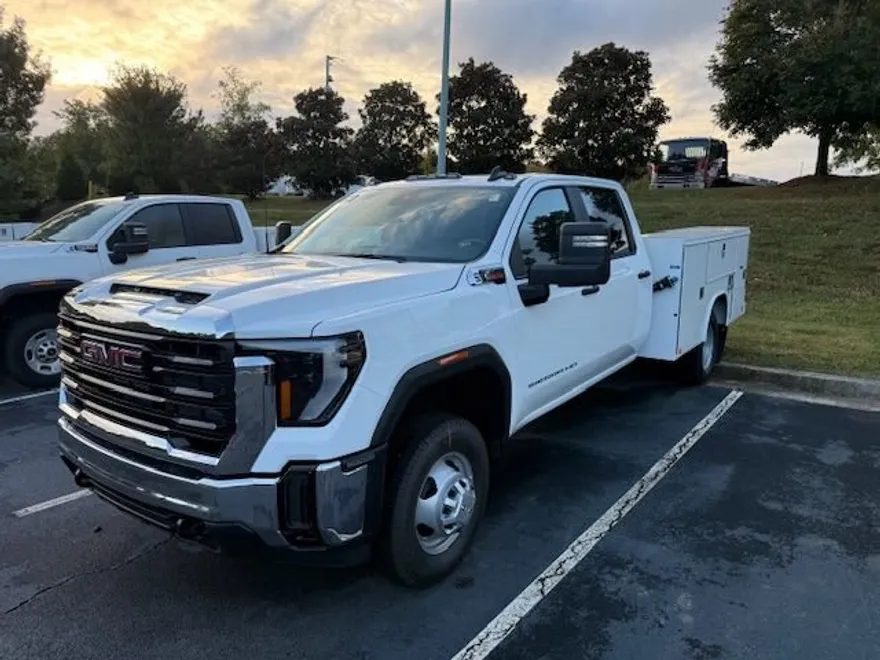 2025 Gmc Sierra 3500 HD photo 1