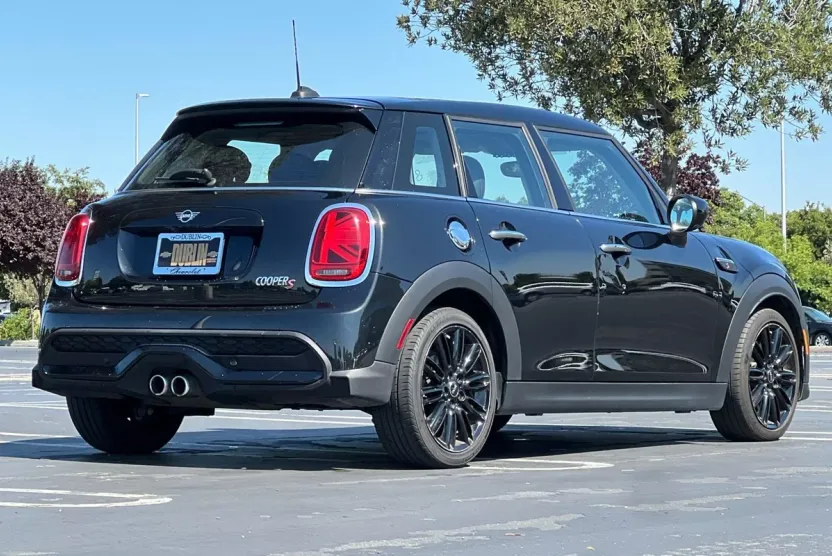 2024 Mini Cooper 4 Door Hardtop S photo 1