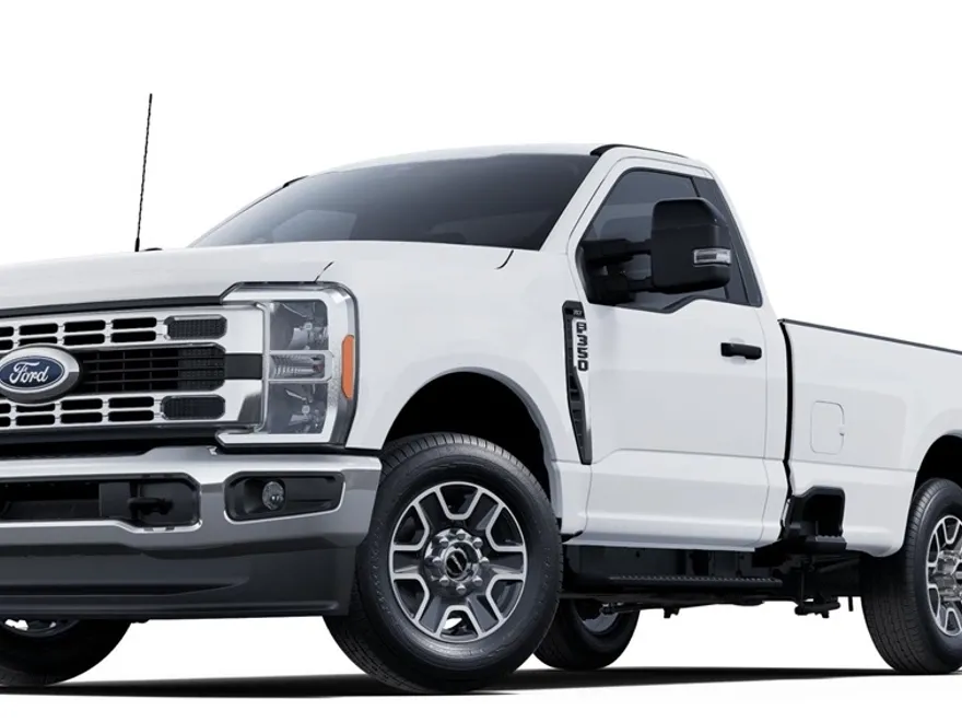 2025 Ford F-350 XLT photo 1