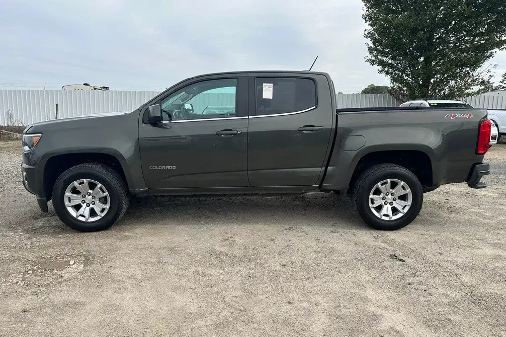 2018 Chevrolet Colorado LT photo 1