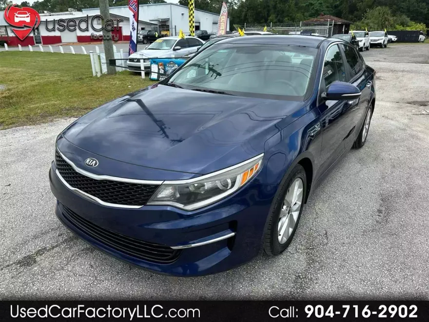 2016 Kia Optima LX photo 1