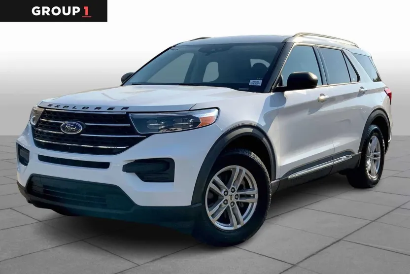 2020 Ford Explorer XLT photo 1