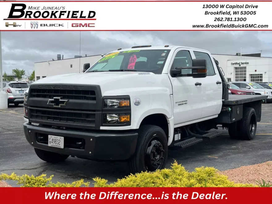 2019 Chevrolet Silverado 5500HD Work Truck photo 1