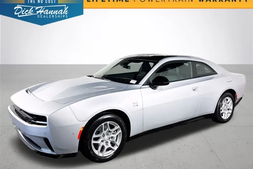 2025 Dodge Charger R/T photo 1