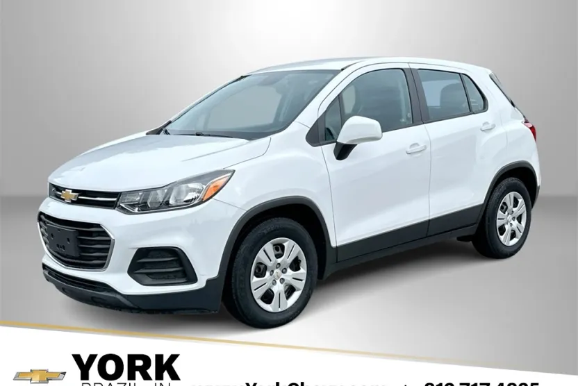 2018 Chevrolet Trax LS photo 1
