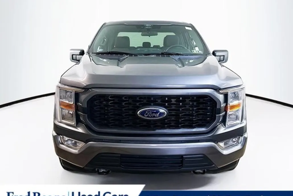 2022 Ford F-150 XL photo 1