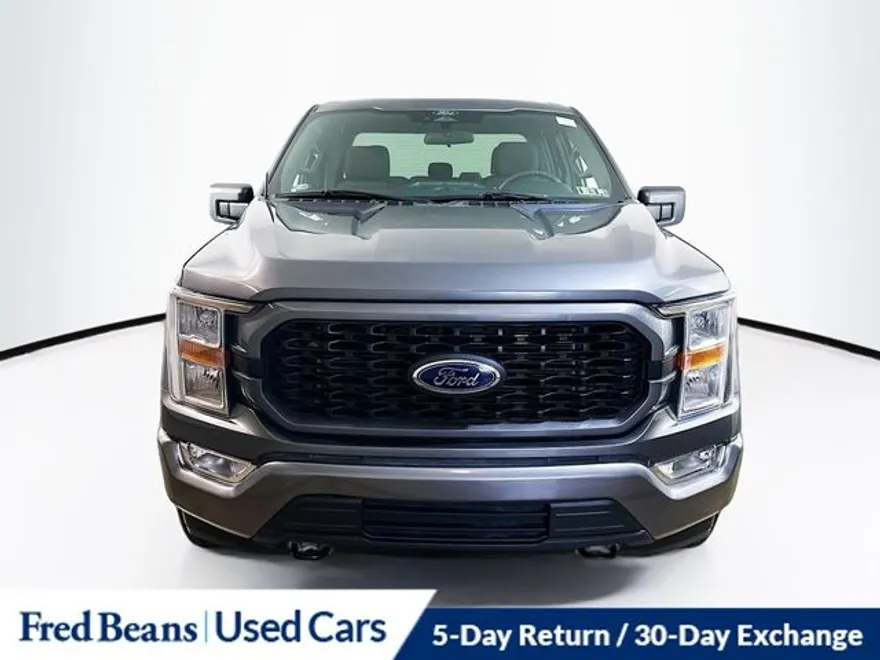 2022 Ford F-150 XL photo 1