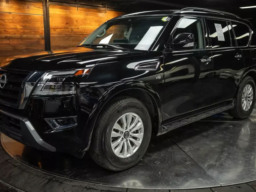 2022 Nissan Armada SV photo 2