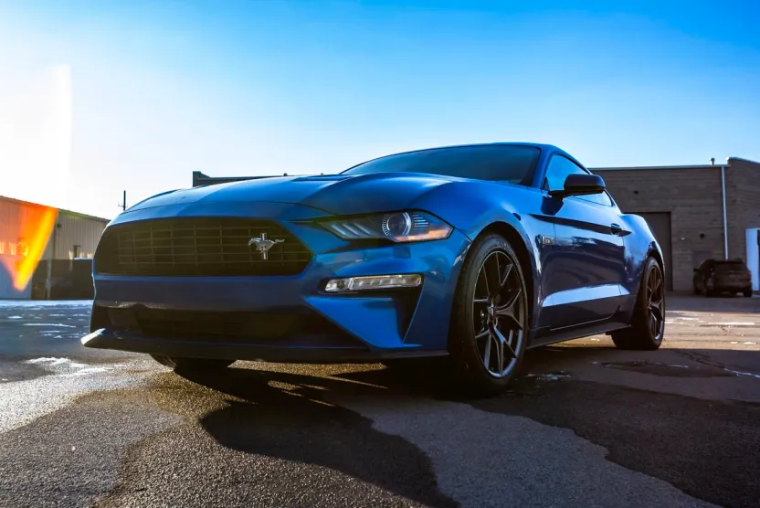 2020 Ford Mustang EcoBoost Premium photo 1