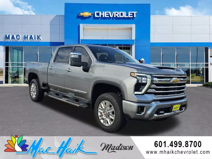 2025 Chevrolet Silverado 2500HD High Country photo 1
