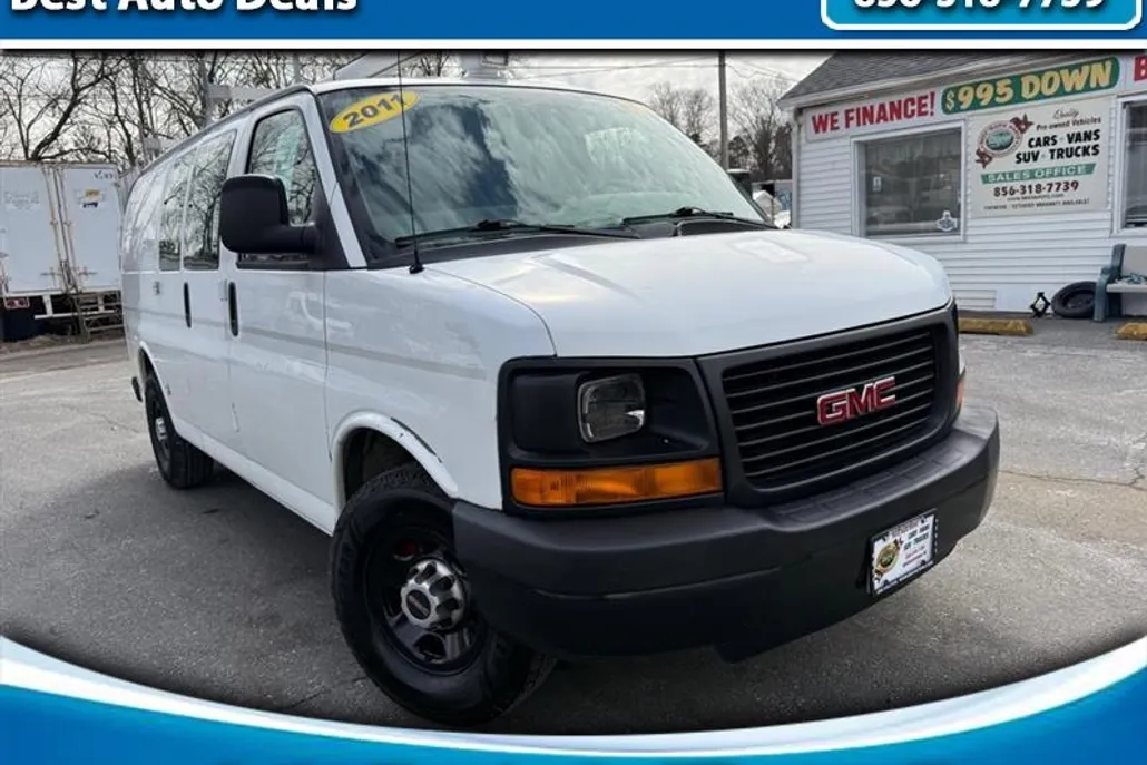 2011 Gmc Savana 3500 Cargo photo 1