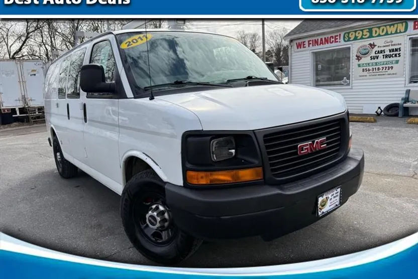 2011 Gmc Savana 3500 Cargo photo 1
