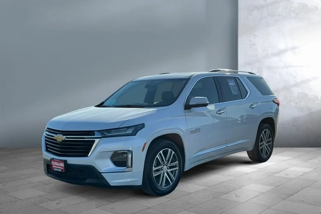 2023 Chevrolet Traverse High Country photo 1